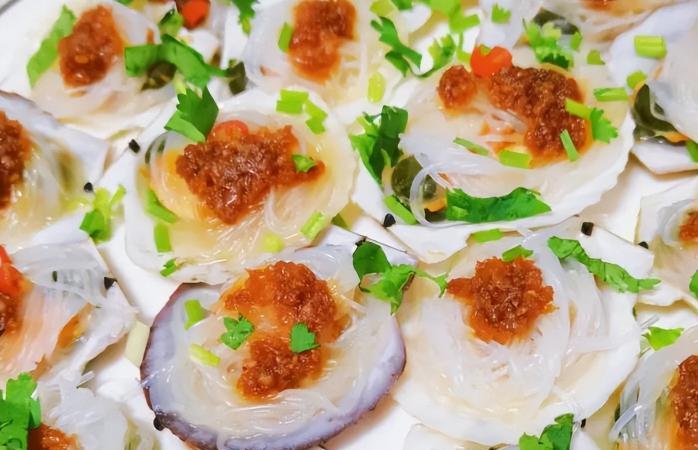 蒜蓉粉絲蒸扇貝